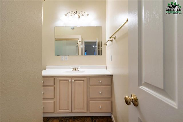 809 ANDREW STREET, Fairbanks, AK 99701