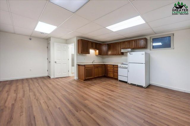 809 ANDREW STREET, Fairbanks, AK 99701