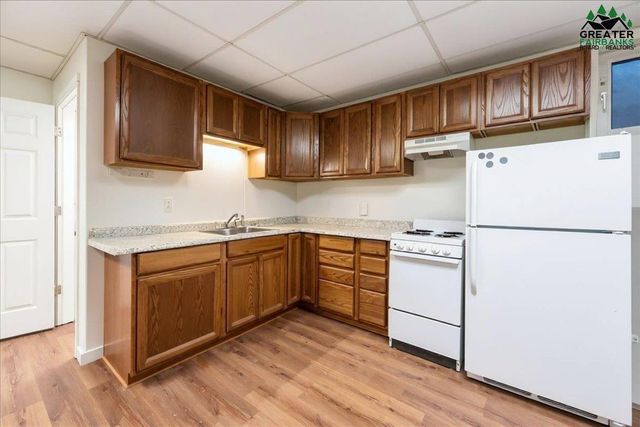 809 ANDREW STREET, Fairbanks, AK 99701