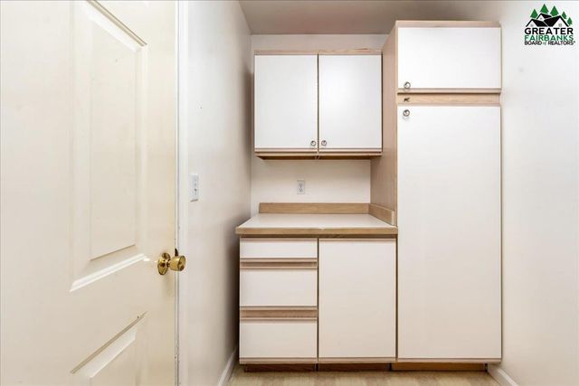 809 ANDREW STREET, Fairbanks, AK 99701