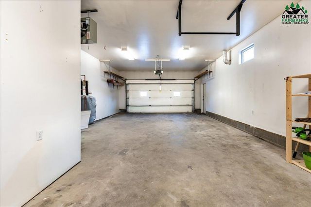 809 ANDREW STREET, Fairbanks, AK 99701