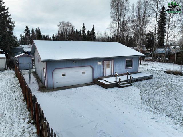 809 ANDREW STREET, Fairbanks, AK 99701