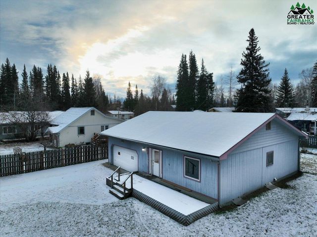 809 ANDREW STREET, Fairbanks, AK 99701