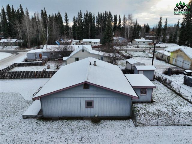 809 ANDREW STREET, Fairbanks, AK 99701