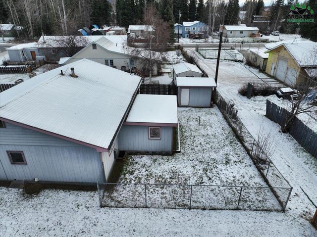 809 ANDREW STREET, Fairbanks, AK 99701