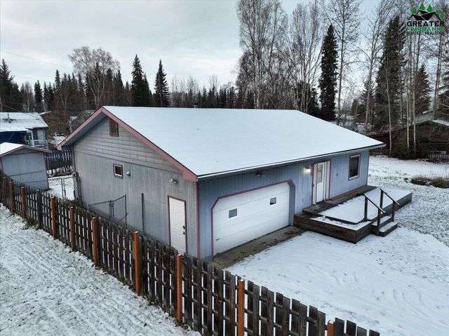 809 ANDREW STREET, Fairbanks, AK 99701