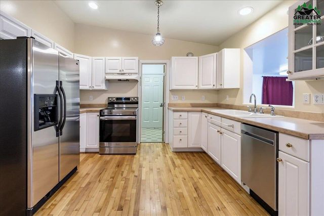 809 ANDREW STREET, Fairbanks, AK 99701