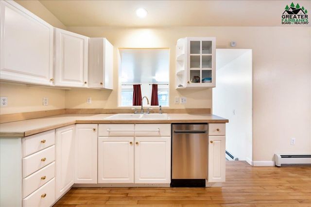 809 ANDREW STREET, Fairbanks, AK 99701