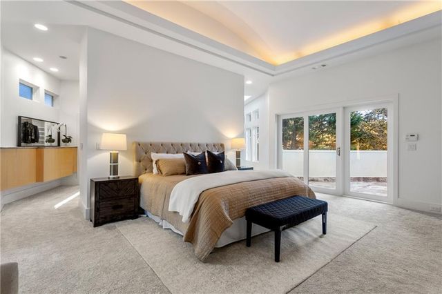 35 Robin Hood NE Road, Atlanta, GA 30309