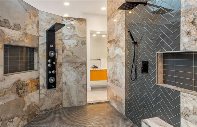 35 Robin Hood NE Road, Atlanta, GA 30309