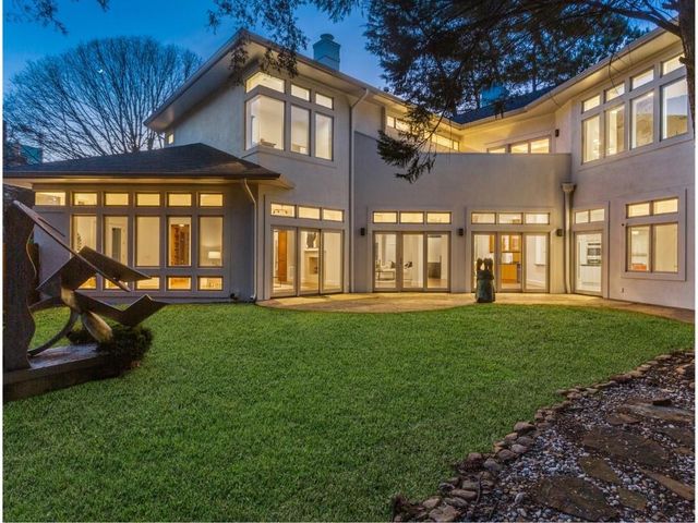 35 Robin Hood NE Road, Atlanta, GA 30309