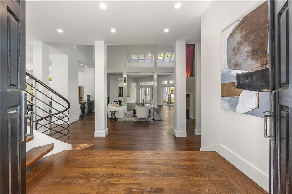 35 Robin Hood NE Road, Atlanta, GA 30309