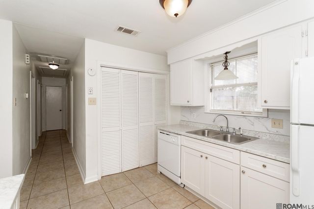 3431 Brightside Dr, Baton Rouge, LA 70820