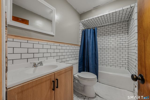 7 Norton Court, Norwich, CT 06360