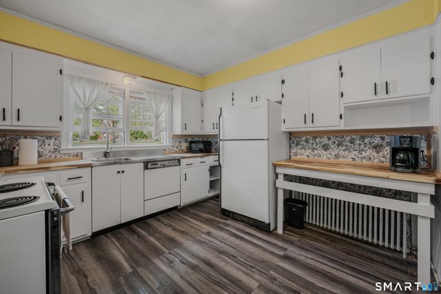7 Norton Court, Norwich, CT 06360