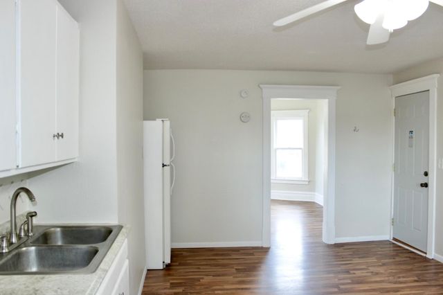 143 E Broadway Street, Rockville, MN 56369