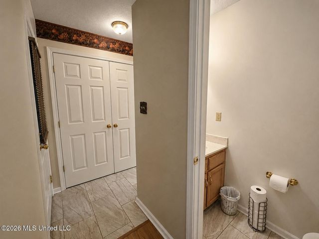 2895 Windsor Cove, Horn Lake, MS 38637
