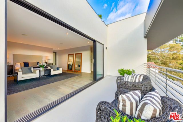 2030 Talmadge Street, Los Angeles, CA 90027