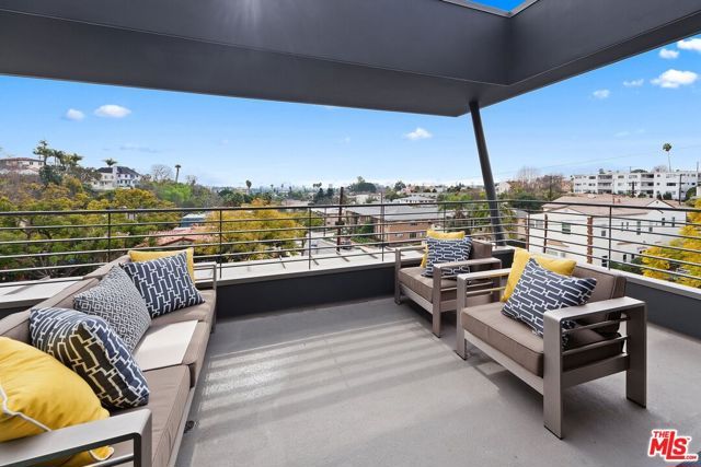 2030 Talmadge Street, Los Angeles, CA 90027