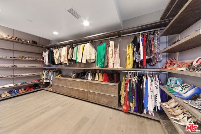 2030 Talmadge Street, Los Angeles, CA 90027