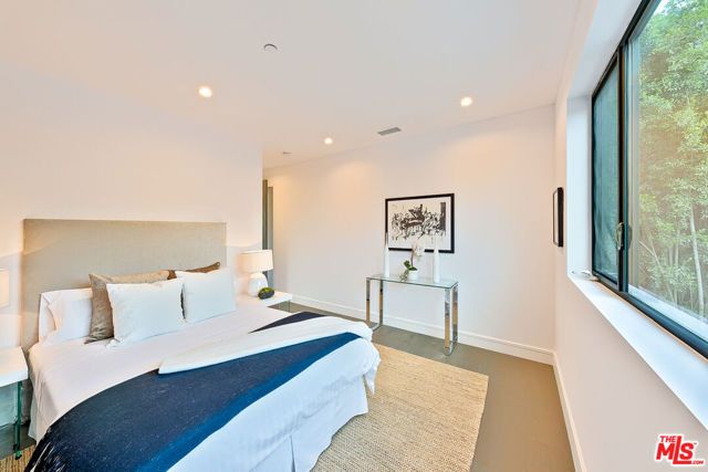 2030 Talmadge Street, Los Angeles, CA 90027