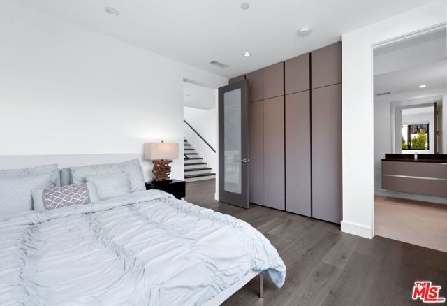 2030 Talmadge Street, Los Angeles, CA 90027