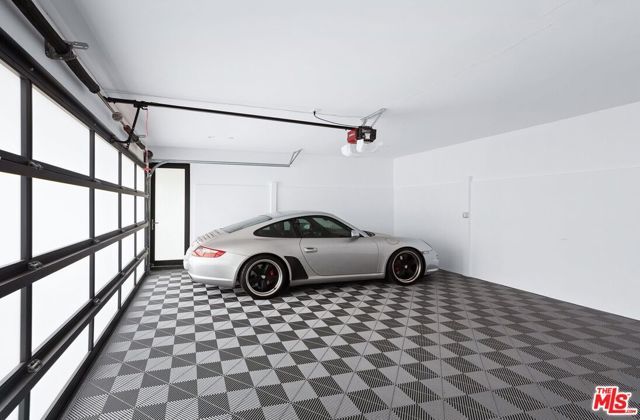 2030 Talmadge Street, Los Angeles, CA 90027