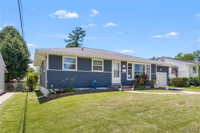 210 Eldorado Drive, Florissant, MO 63031