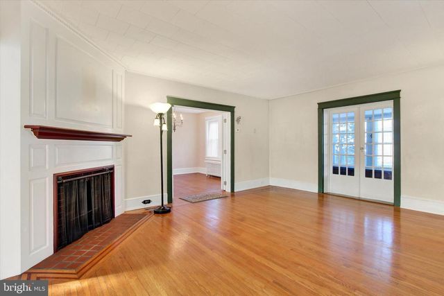 106 S 4TH ST, Mount Wolf, PA 17347