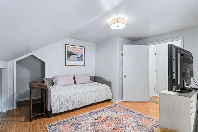 27623 Brettonwoods Street, Madison Heights, MI 48071