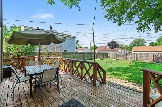 27623 Brettonwoods Street, Madison Heights, MI 48071