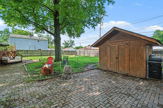 27623 Brettonwoods Street, Madison Heights, MI 48071