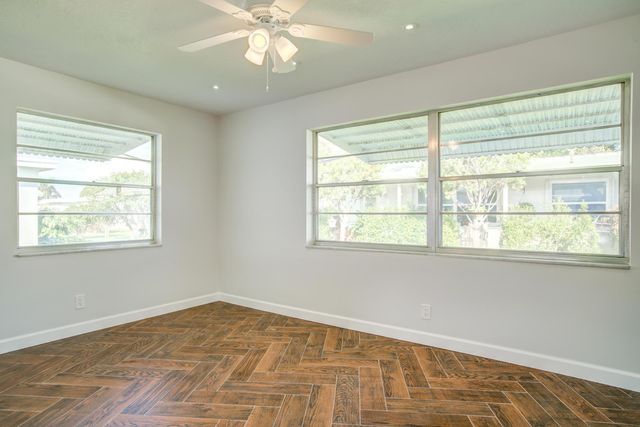 813 SW 5th Court, Boynton Beach, FL 33426