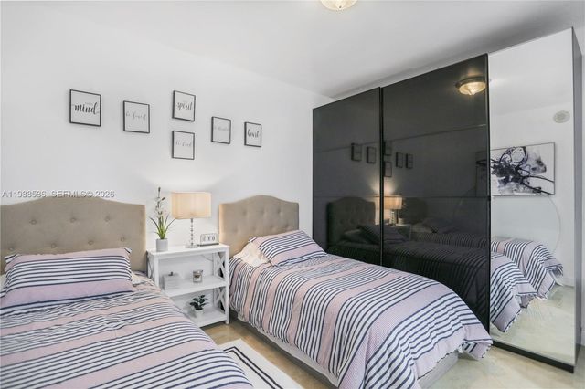 1830 S Ocean Dr 4511, Hallandale Beach, FL 33009