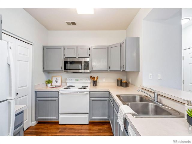 4545 Wheaton Drive 220, Fort Collins, CO 80525