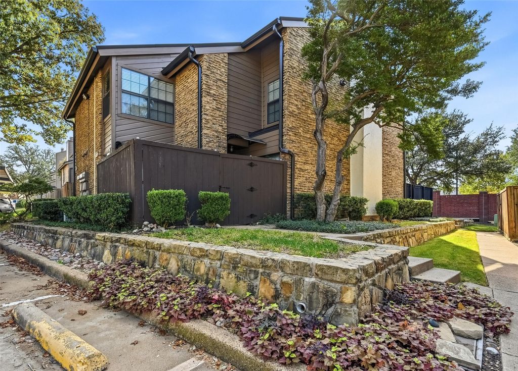 333 Melrose Drive 16A, Richardson, TX 75080