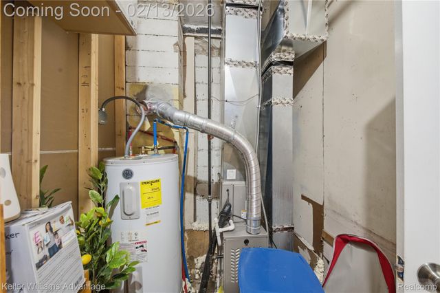 15990 Merriman Road, Livonia, MI 48154