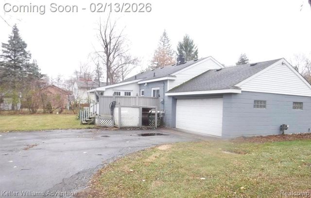 15990 Merriman Road, Livonia, MI 48154
