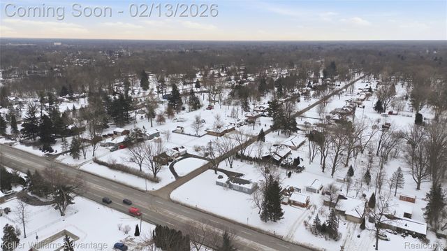 15990 Merriman Road, Livonia, MI 48154