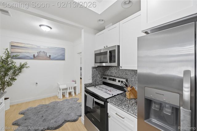 15990 Merriman Road, Livonia, MI 48154