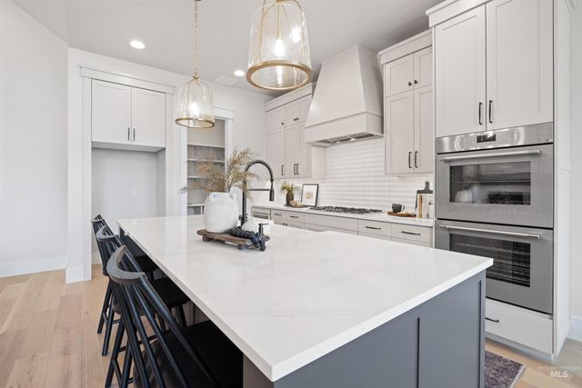 6997 S Capstone Ave, Meridian, ID 83642