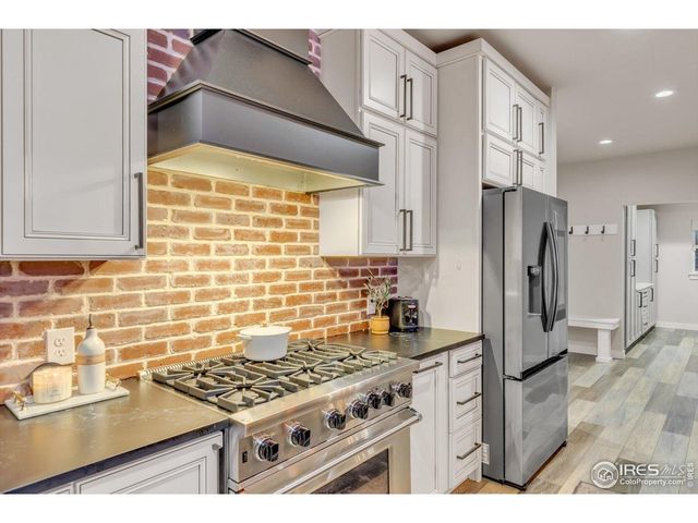 7998 Angel View Dr, Frederick, CO 80530