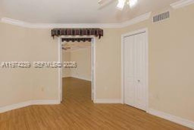 10854 N Kendall Dr 215, Miami, FL 33176