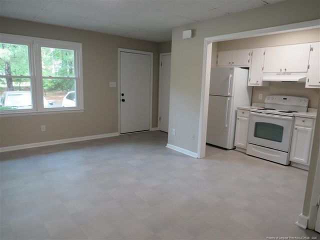 210-18 Colonial Drive, Fayetteville, NC 28301