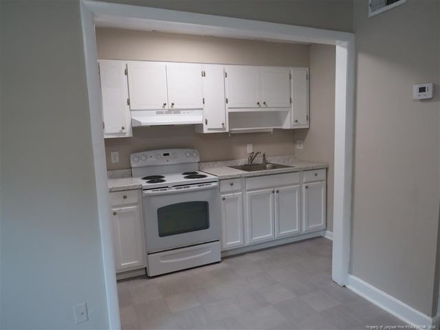 210-18 Colonial Drive, Fayetteville, NC 28301