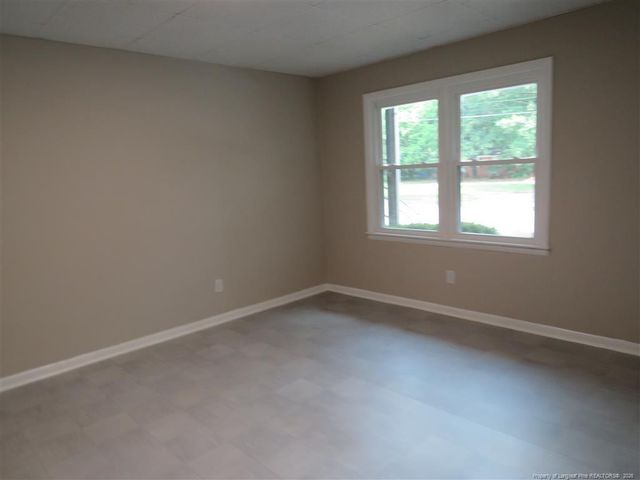 210-18 Colonial Drive, Fayetteville, NC 28301