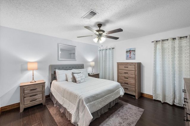 2801 Kempton Drive, Arlington, TX 76001