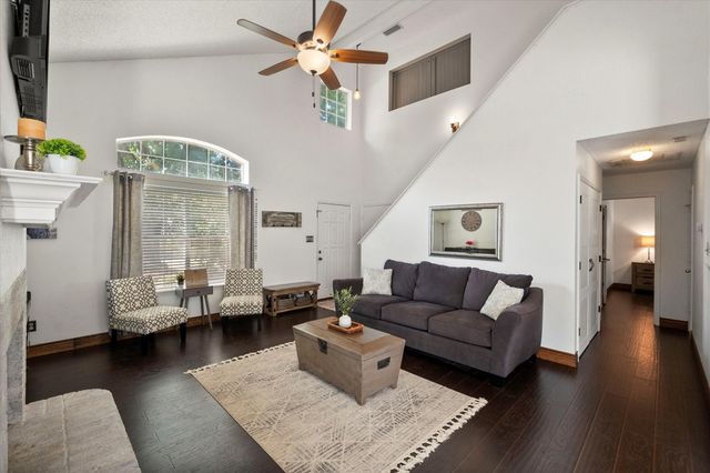 2801 Kempton Drive, Arlington, TX 76001