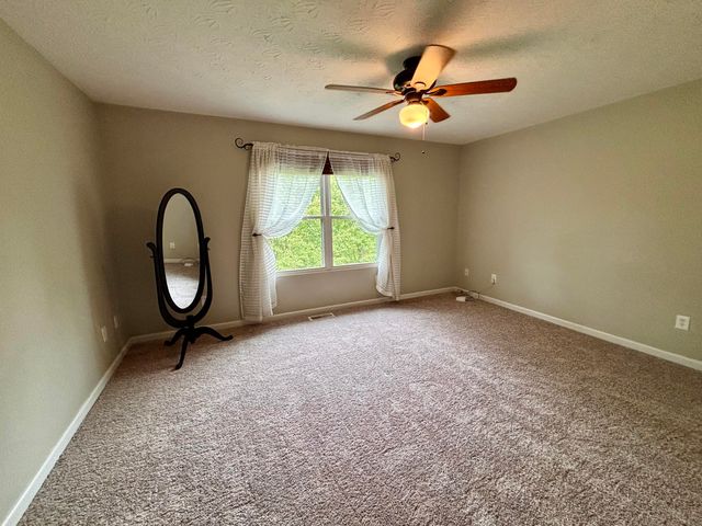 225 Maple Ridge Street, Crittenden, KY 41030