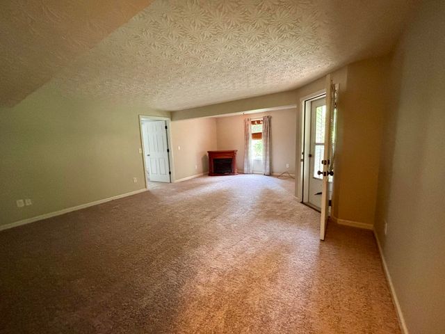 225 Maple Ridge Street, Crittenden, KY 41030